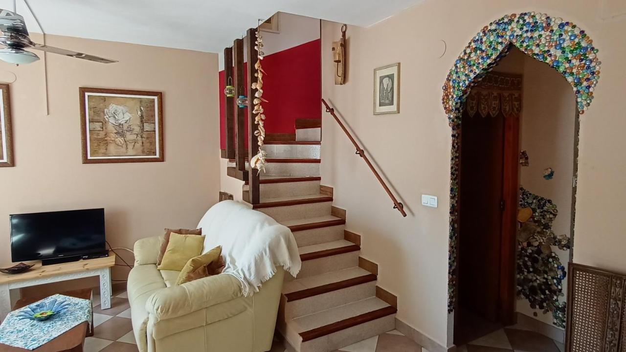 Bungalow Con Encanto, 100M2, A 800 M De La Playa El Campello Buitenkant foto