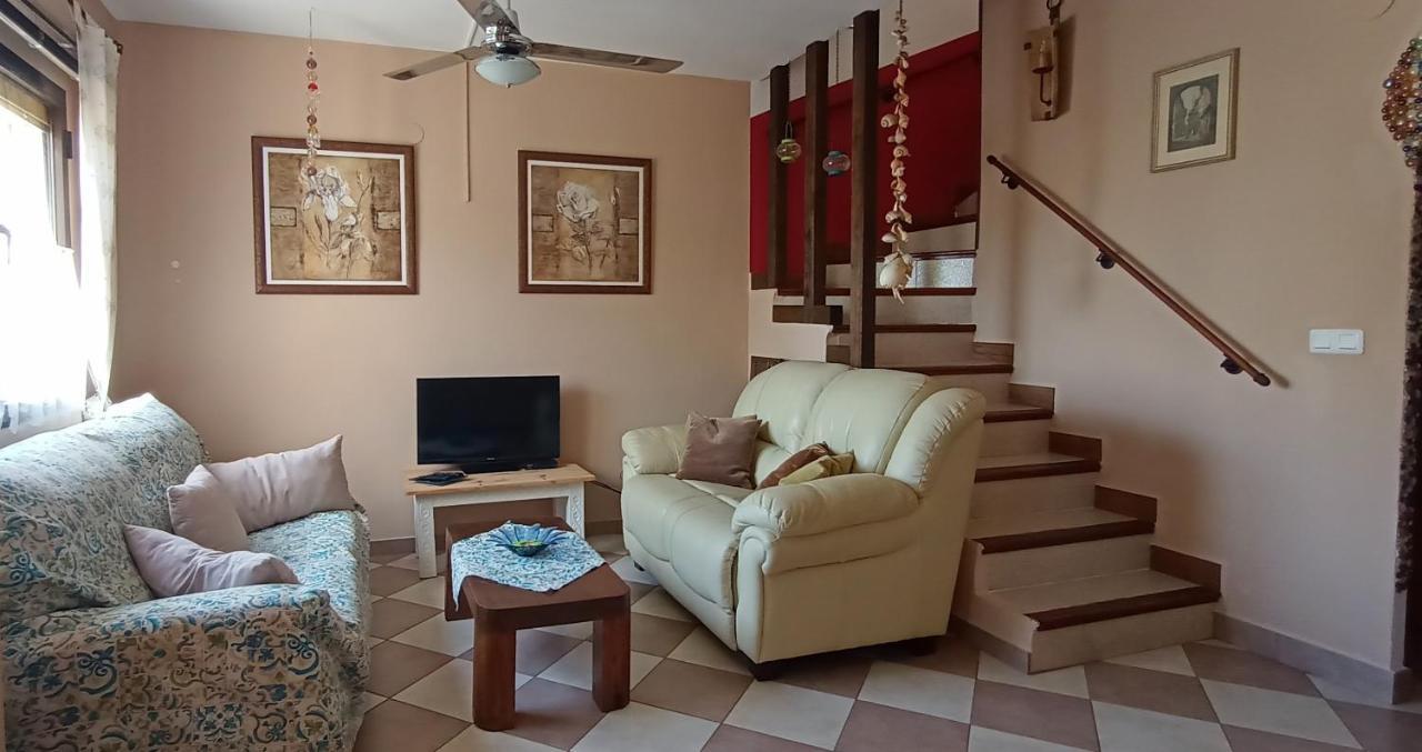 Bungalow Con Encanto, 100M2, A 800 M De La Playa El Campello Buitenkant foto